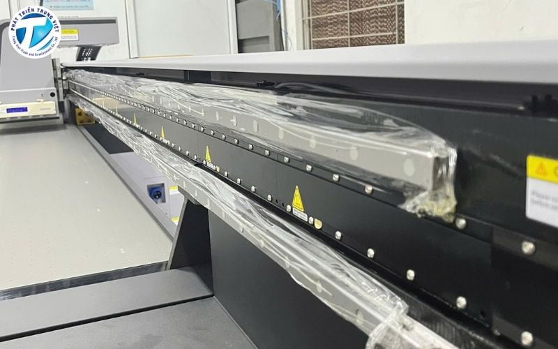 máy in UV dlican Thanh THK chuẩn, bền bỉ 